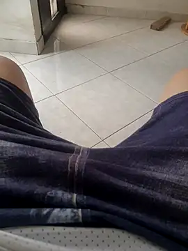 Snapshot of juan_sepul chatting on May 20, 7:31 pm juan sepul online show from May 20, 7:31 pm