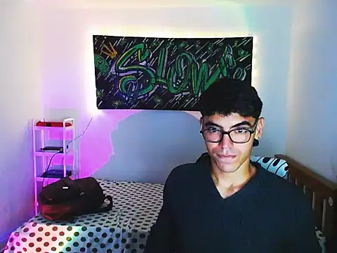 candyhunter online show from March 12, 2:18 am