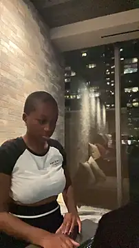 tia   fox online show from November 12, 10:52 pm