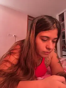 Snapshot of violeticafox chatting on January 19, 3:27 pm violeticafox online show from January 19, 3:27 pm