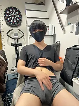 Snapshot of mikan_kun_st chatting on June 18, 12:31 pm mikan kun st online show from June 18, 12:31 pm