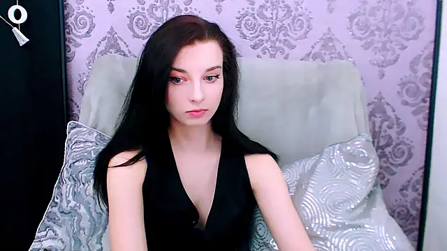 Snapshot of DominantLuna chatting on May 26, 7:32 pm DominantLuna online show from May 26, 7:32 pm