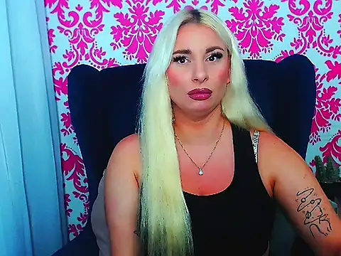 LuxuriaBlond online show from October 12, 7:24 pm