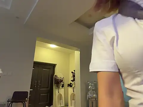 Snapshot of xiaowan_x chatting on November 18, 8:19 am xiaowan x online show from November 18, 8:19 am