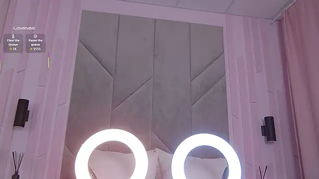 AnnaNoir online show from April 4, 1:48 am