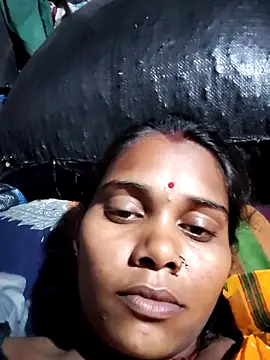 Snapshot of Katrina_kaif143 chatting on November 4, 3:33 pm Katrina kaif143 online show from November 4, 3:33 pm