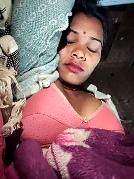 Snapshot of Katrina_kaif143 chatting on December 14, 10:47 pm Katrina kaif143 online show from December 14, 10:47 pm