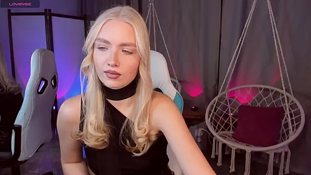 TessaGrays online show from November 16, 8:09 am