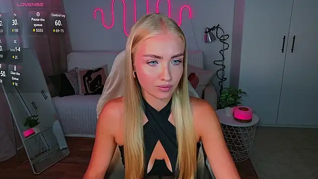 TessaGrays online show from June 21, 11:02 am