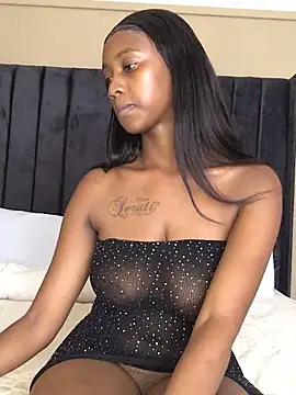 Snapshot of Sirah1 chatting on February 13, 1:51 pm Sirah1 online show from February 13, 1:51 pm