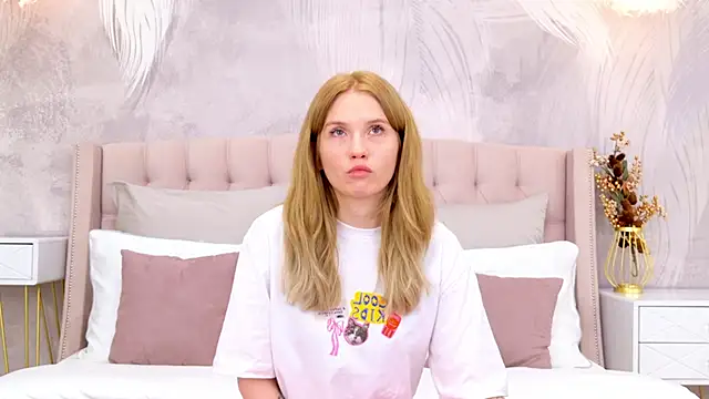 MelissaLiss online show from October 15, 3:01 pm