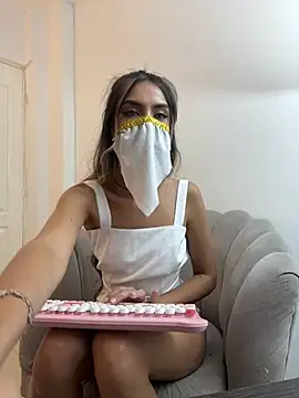 dalila alii online show from January 18, 3:10 am