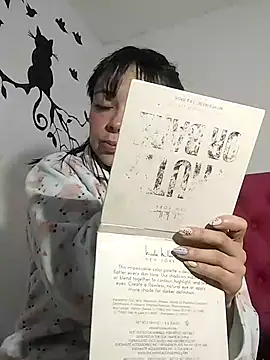 Valentina Squirt- online show from November 20, 9:20 am