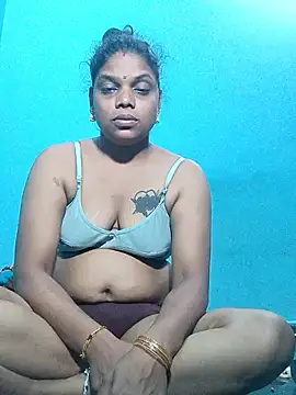 Snapshot of Kanneeswari chatting on October 20, 7:03 pm Kanneeswari online show from October 20, 7:03 pm