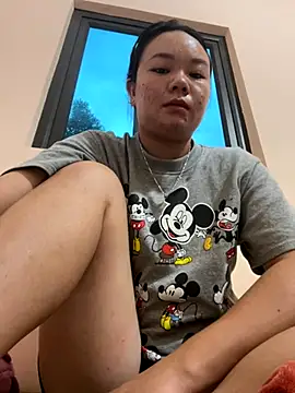 Snapshot of Cherry_222 chatting on September 29, 11:31 pm Cherry 222 online show from September 29, 11:31 pm