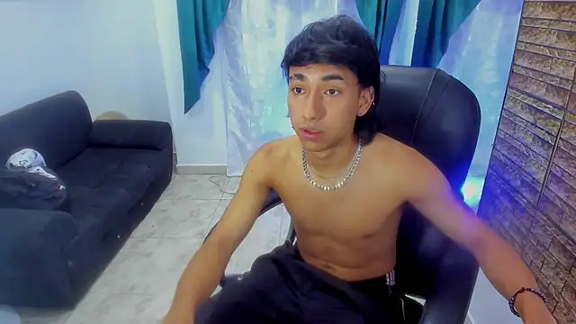 Austin Booy online show from October 3, 3:47 am