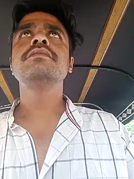 puneriboy32 online show from November 13, 10:47 am