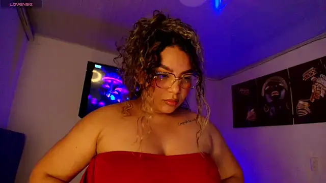 scarlet queen   online show from October 30, 2:35 am