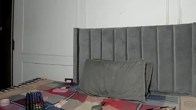 luxuryheaven 8 online show from December 4, 9:01 pm