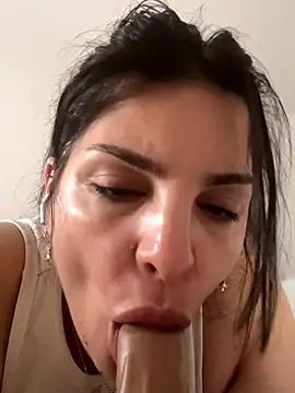 sweet manuella online show from October 16, 8:04 am