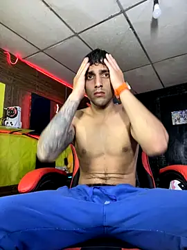 alessandro290 online show from October 1, 9:54 pm