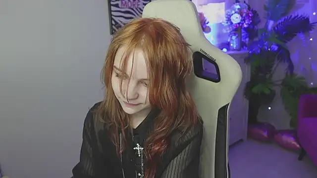 Staymonica online show from February 18, 1:18 pm