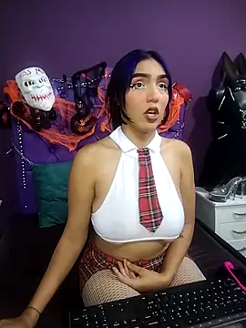 Sophie-dbs online show from October 31, 4:52 pm