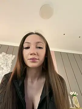 SabrinaSong online show from April 16, 4:08 pm