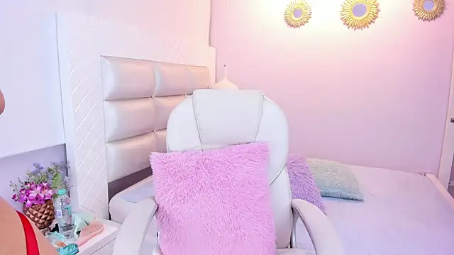 sweettVixen online show from October 2, 12:56 pm