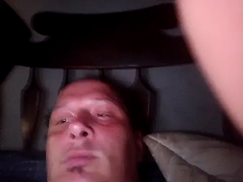 macKnd online show from October 16, 6:31 pm