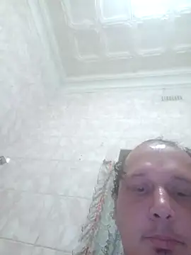 macKnd online show from October 25, 4:46 pm