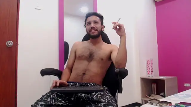 Juan FelipeX01 online show from November 4, 5:01 pm