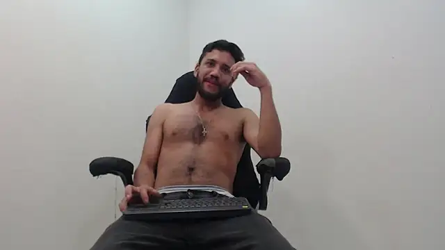 Juan FelipeX01 online show from November 5, 4:18 pm