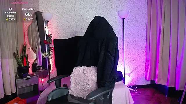 antia z online show from October 23, 5:44 pm