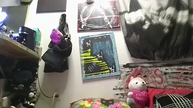 inkdhollow1 online show from March 23, 2:26 am