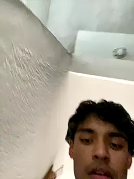 Snapshot of feetbooy chatting on October 31, 8:10 pm feetbooy online show from October 31, 8:10 pm