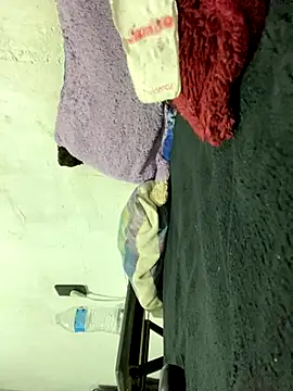 Snapshot of feetbooy chatting on November 25, 10:54 pm feetbooy online show from November 25, 10:54 pm