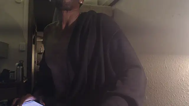 AlickleStiff online show from October 23, 3:55 pm