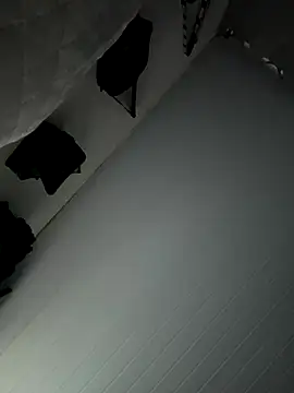 Snapshot of melzinhatxt chatting on December 3, 7:16 am melzinhatxt online show from December 3, 7:16 am