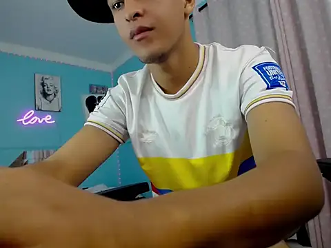 Sebastthian online show from October 3, 4:37 pm