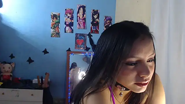 lizethavila online show from April 18, 1:31 am