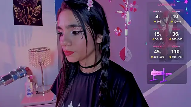 susi hot13 online show from December 15, 8:46 pm