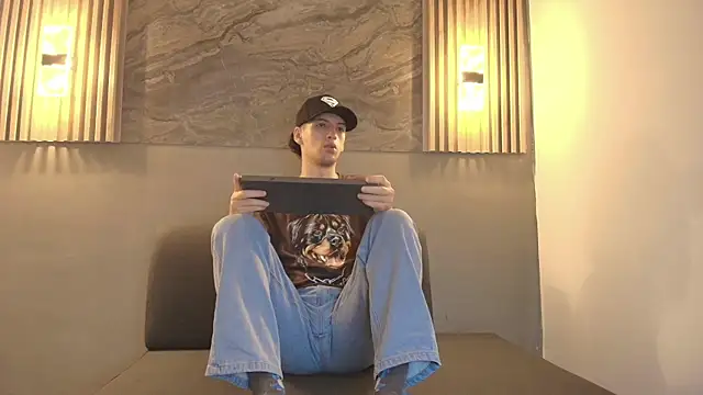 ISRAEL GRAY online show from October 4, 12:25 pm