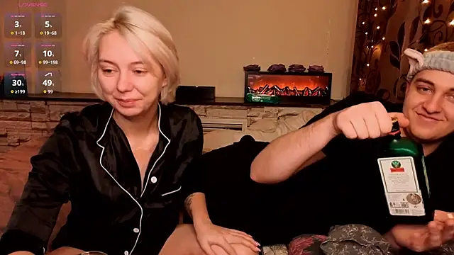 Sex Vibe couple online show from November 1, 10:23 pm