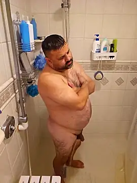 Roddog18 online show from October 10, 5:28 am