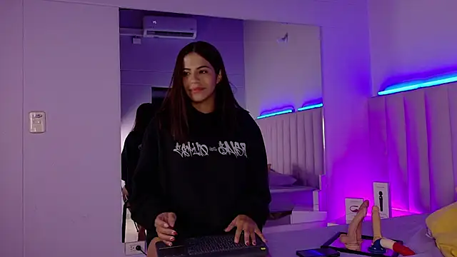 IamEvaGate online show from October 26, 4:40 am