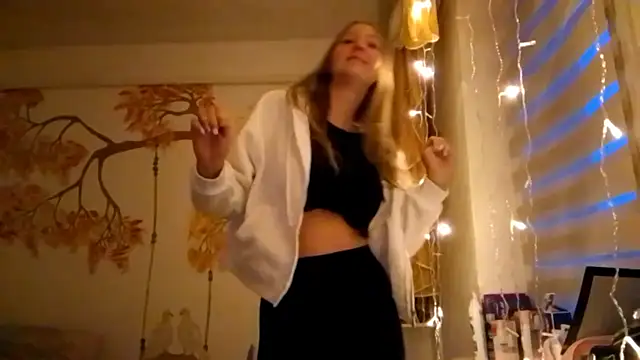 CarynFlaryn online show from October 7, 4:09 am