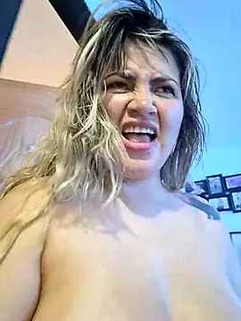 Zoe riivas online show from April 30, 2:34 pm