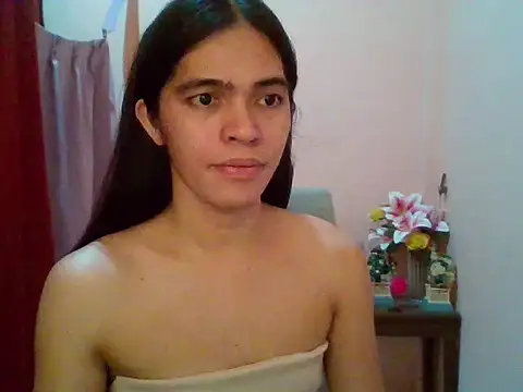 Snapshot of sweet_yummy69 chatting on February 14, 11:01 pm sweet yummy69 online show from February 14, 11:01 pm