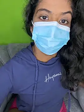 Snapshot of SukiyamaAsia chatting on October 11, 8:24 am SukiyamaAsia online show from October 11, 8:24 am